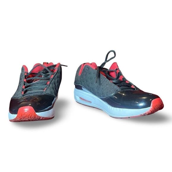 Air Jordan CMFT Viz Air 13 Black Red White 441364-001 - Men's Size 9.5 - Picture 1 of 9